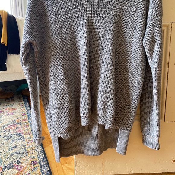 Aritzia Wilfred Free grey knit sweater - Picture 2 of 3